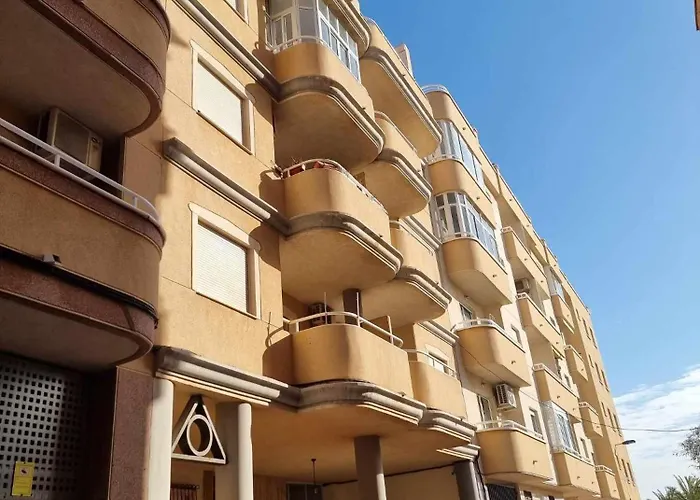 Casa Dorsya - Near The Beach, Torrevieja, Spain *